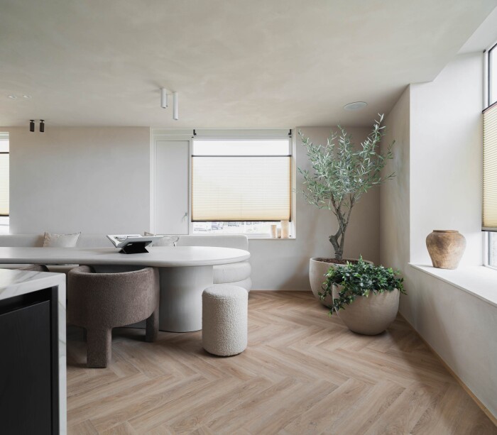 Therdex 7572 Visgraat PVC vloer op kantoor bedrijfspand - Knulst Vloeren in Amsterdam Utrecht Nunspeet