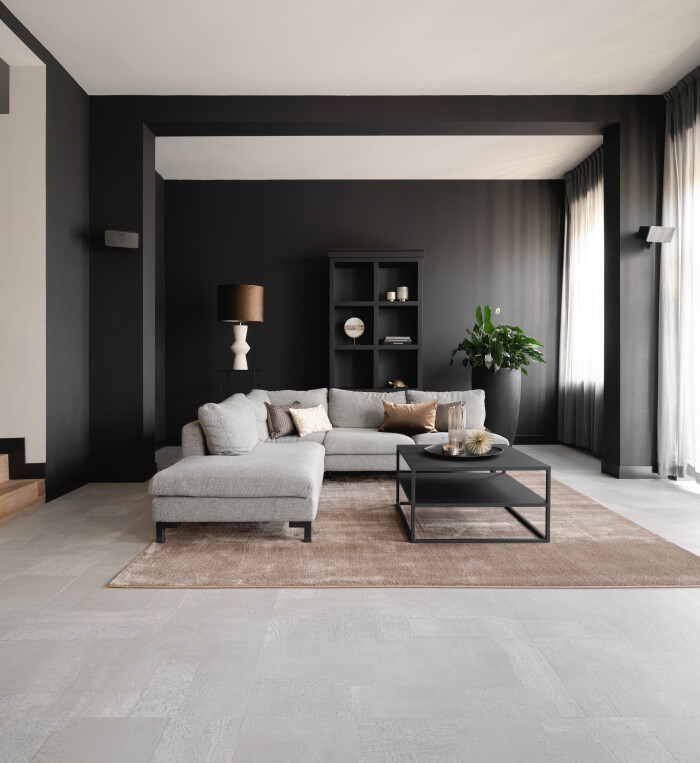 Moet je plinten afkitten bij een PVC vloer - Welke soorten plinten kiezen -  Therdex 10031 Stone2 - Knulst Vloeren Amsterdam Utrecht Nunspeet