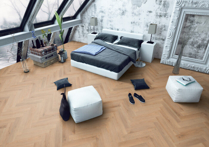 Moet een houten ondervloer ook egaliseren bij PVC - Belakos PVC Rustico visgraat - Knulst Vloeren Amsterdam Utrecht Nunspeet