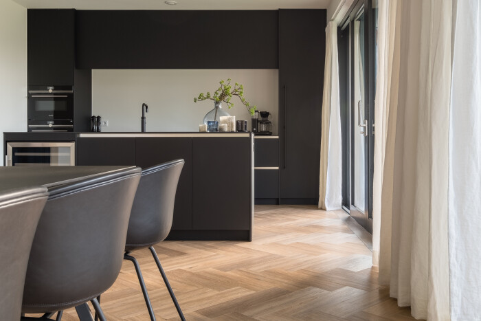 Waarom is een PVC vloer in een keuken ideaal - Wat kost een goede keukenvloer - Ontdek Knulst Amsterdam Utrecht Nunspeet