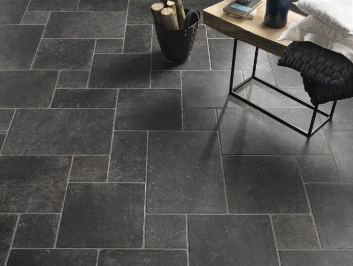 Wat kost een keramische tegelvloer bij zelf leggen - Welke materialen nodig voor zelf tegels zetten - Knulst Amsterdam Utrecht Nunspeet